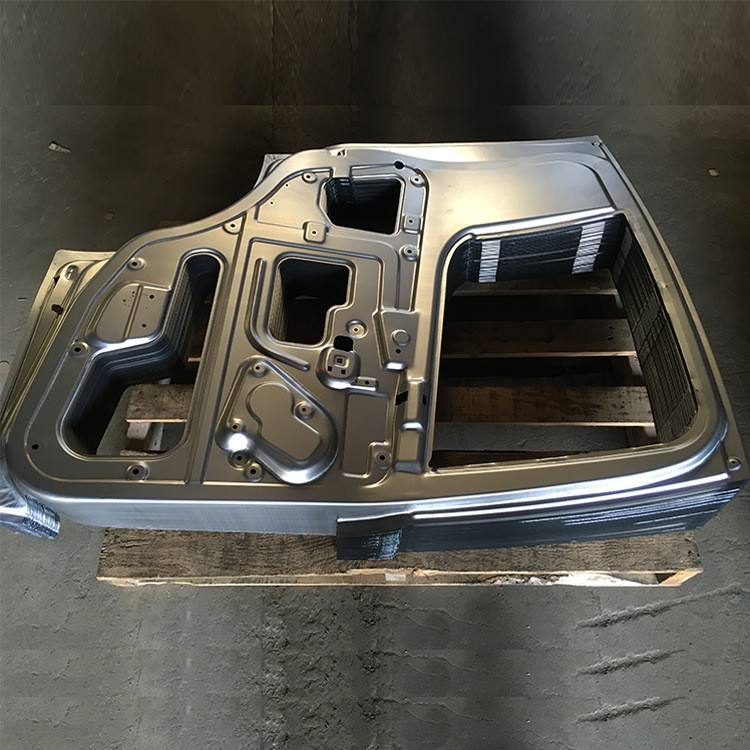 Automotive Lamp Mold Export to USA gallery