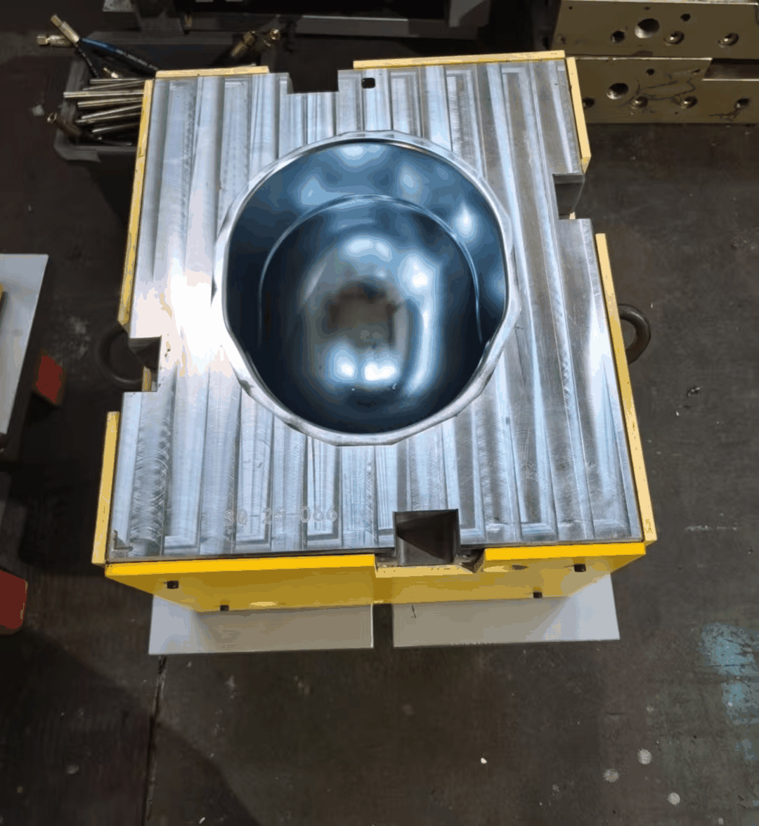 Ballistic Helmet Mold related image